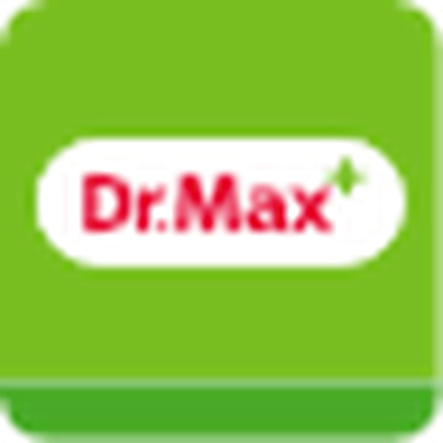 Logo Dr Max na tle apteki z półkami leków